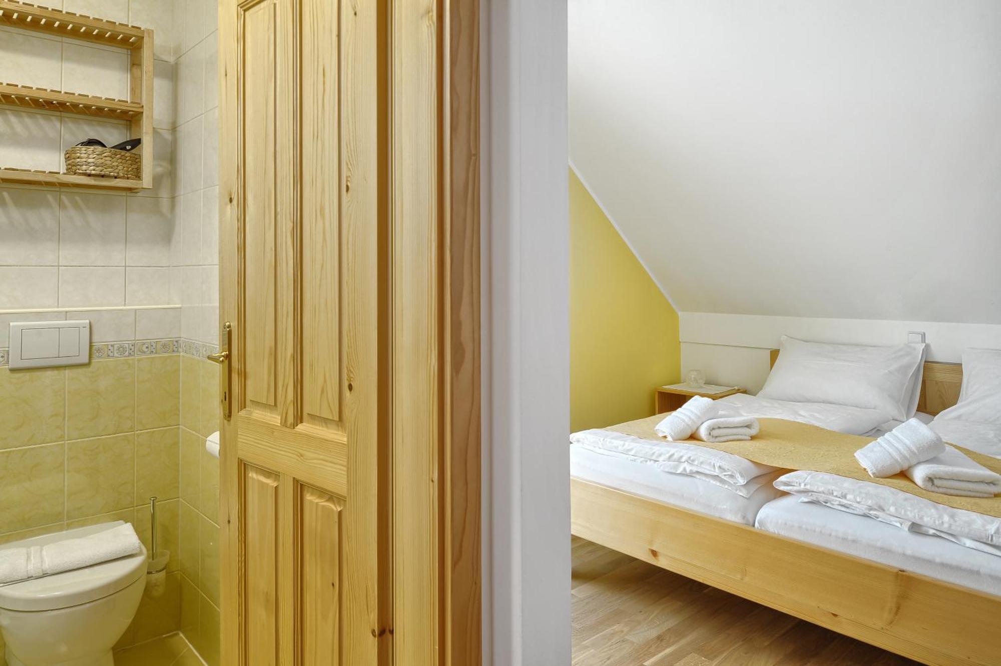 Farm Stay Jarc Vineyard Svecina Номер фото